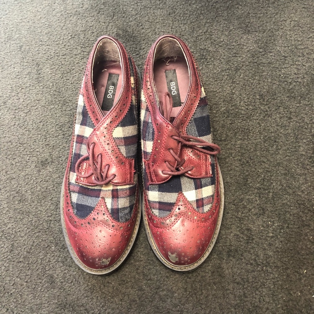 Urban Outfitters BDG plaid oxfords